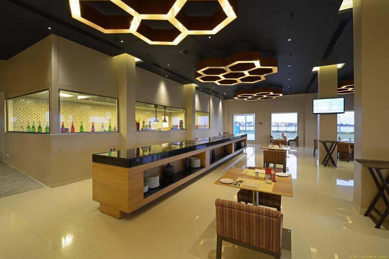 纳芬湖畔酒店 胡布利 外观 照片